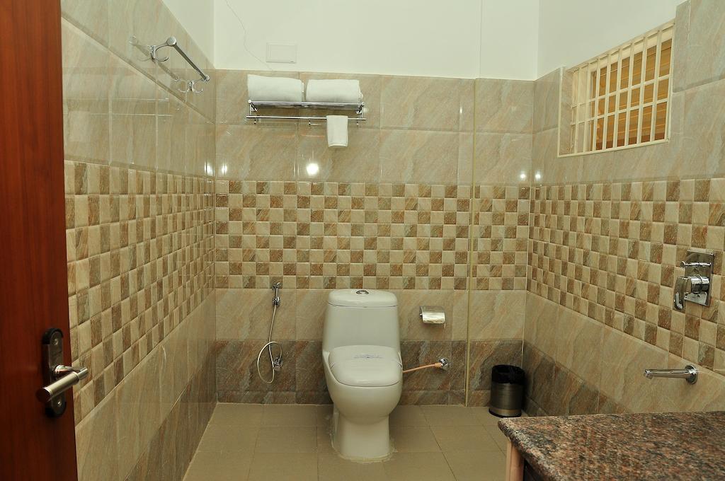 Holiday Hill Hotel & Suites Sultan Bathery Cameră foto